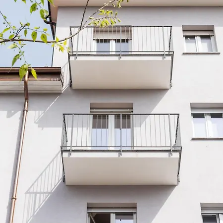 Alcarotti 6 * Νοβάρα